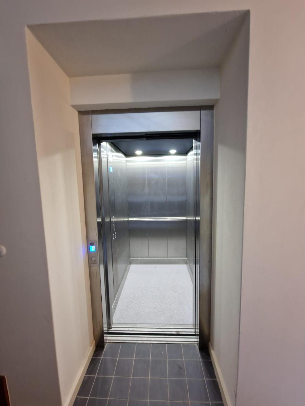 Apartamenty Sebastiana Краков Экстерьер фото