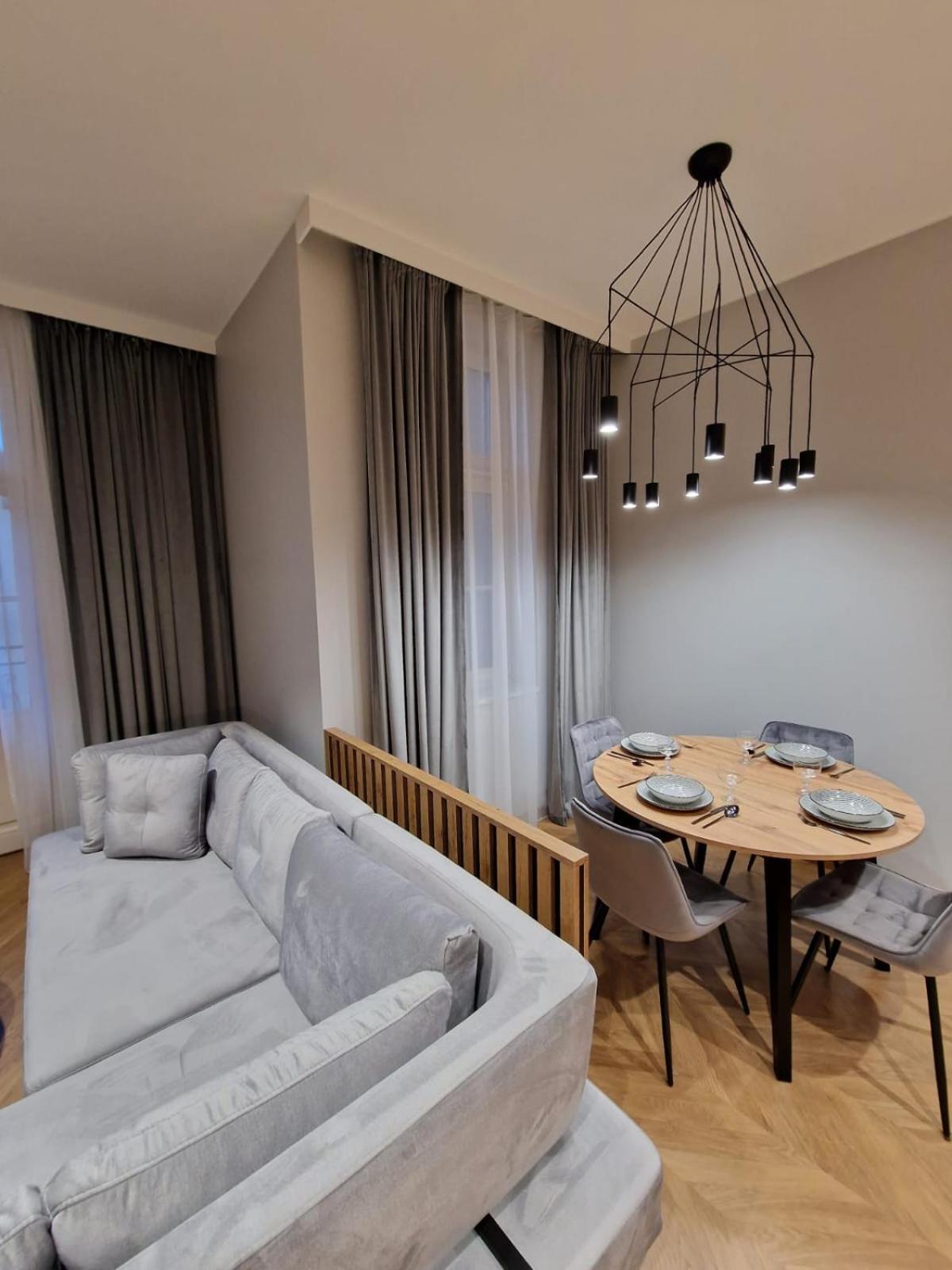 Apartamenty Sebastiana Краков Экстерьер фото