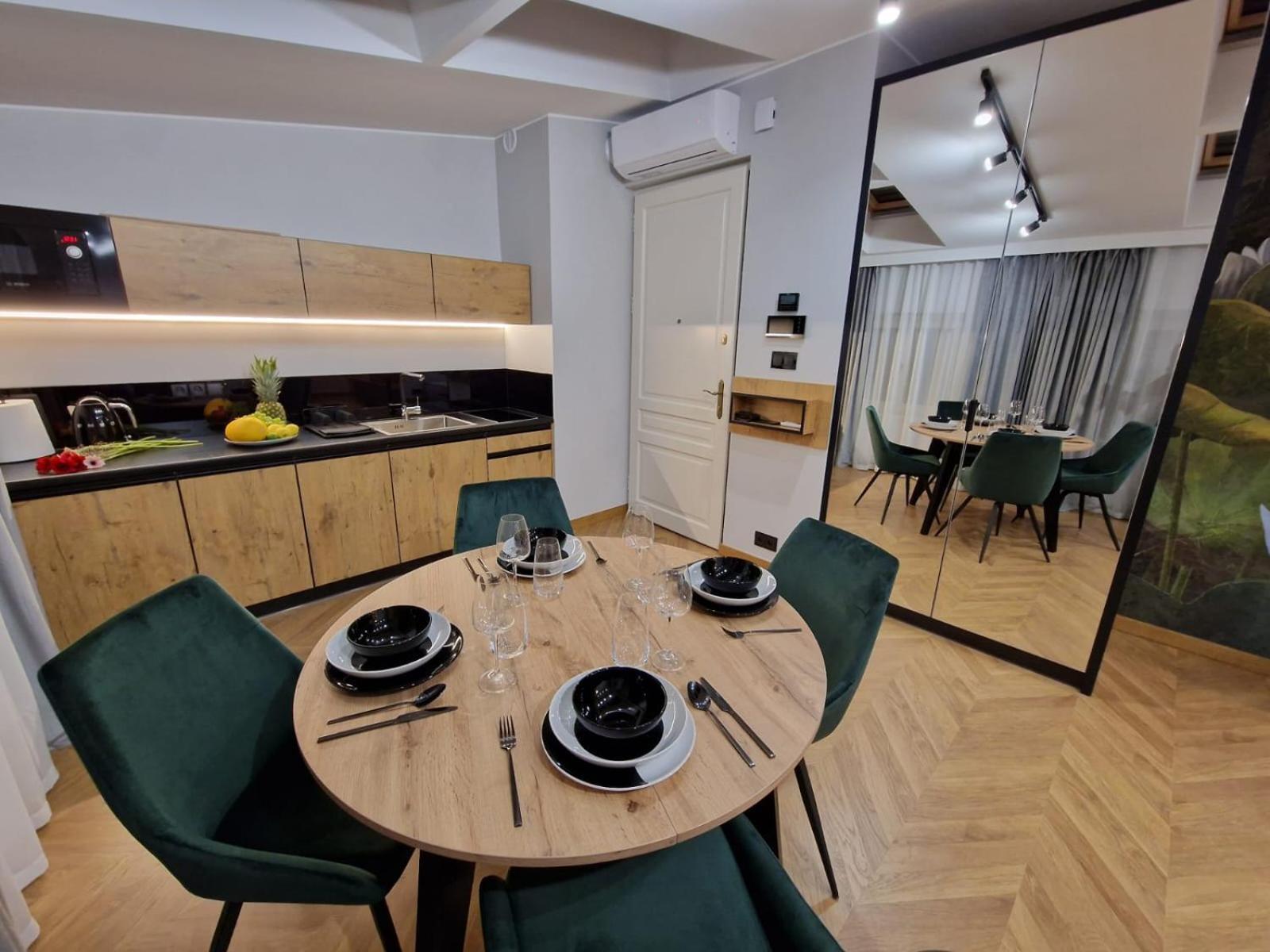 Apartamenty Sebastiana Краков Экстерьер фото